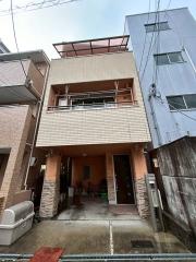 十三本町2丁目貸家