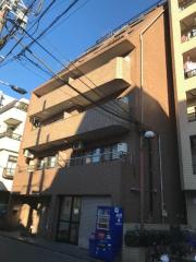 ラフィーネカワムラ