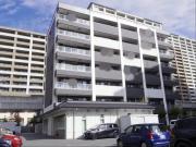 Park Side Residence（