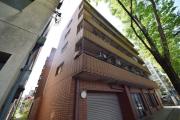 京王線調布駅まで徒歩8分