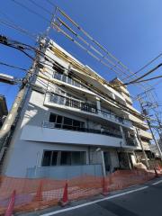 ルミーク本町イースト
