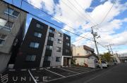 地下鉄南北線南平岸駅まで徒歩3分