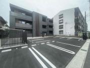 D-avance 柱六番町III