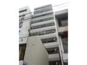 地下鉄御堂筋線心斎橋駅まで徒歩3分