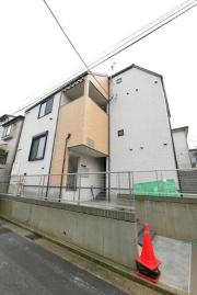 ブルーライン上大岡駅まで徒歩6分