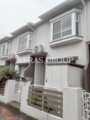 かやのき団地5号棟