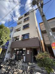 ロイヤル西加賀屋