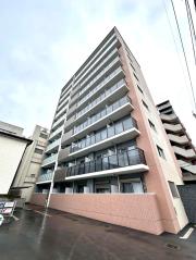 鹿児島市電唐湊線いづろ通駅まで徒歩4分