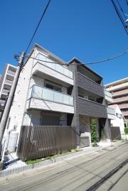 小田急小田原線本厚木駅まで徒歩7分
