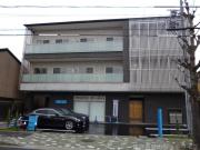 コモダカーサエンマ