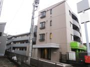 小田急小田原線新百合ヶ丘駅まで徒歩15分