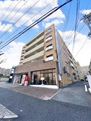 阪急神戸線芦屋川駅まで徒歩17分