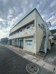 湯川1丁目貸家