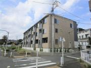 小田急小田原線鶴川駅までバス約13分 徒歩2分