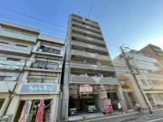 広島電鉄皆実線南区役所前駅まで徒歩9分