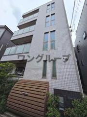 I′s Court Oji