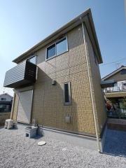 小手指南戸建貸家B棟