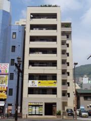 modern palazzo浦上駅前
