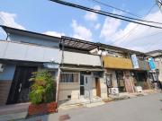 近鉄難波・奈良線富雄駅まで徒歩2分