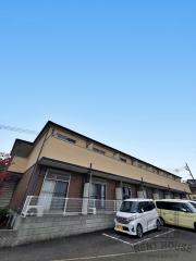 南海泉北線和泉中央駅まで徒歩15分