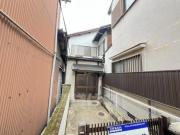 京阪本線伏見稲荷駅まで徒歩4分