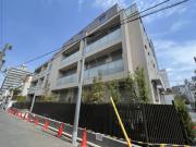 都営大江戸線六本木駅まで徒歩10分