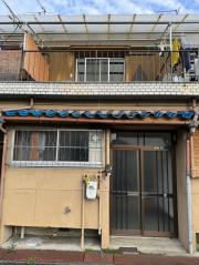 東鴻池4丁目貸家