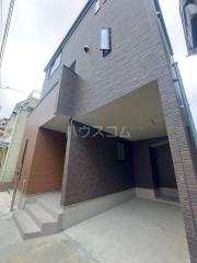 ハートフルタウン西堀貸家