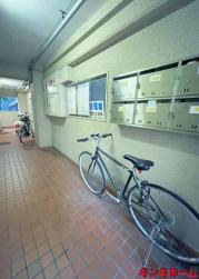広島電鉄皆実線南区役所前駅まで徒歩8分