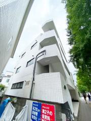 ＪＲ中央線高尾駅まで徒歩14分