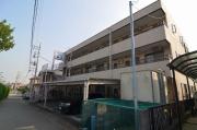 小田急小田原線伊勢原駅までバス約10分 徒歩3分