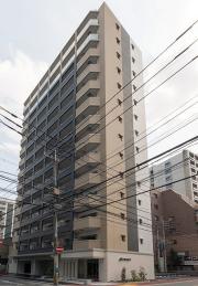 西鉄天神大牟田線西鉄福岡（天神）駅まで徒歩7分