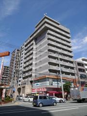 地下鉄七隈線薬院大通駅まで徒歩2分