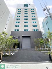 W-gates Tower
