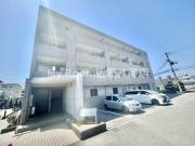 近鉄難波・奈良線河内花園駅まで徒歩27分