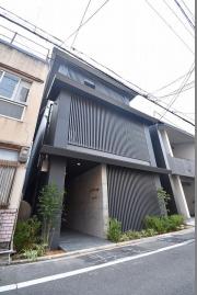 A.Y.M.三条