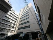 地下鉄長堀鶴見緑地線長堀橋駅まで徒歩8分