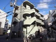 地下鉄西神・山手線伊川谷駅まで徒歩28分