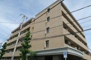 京王線つつじヶ丘駅まで徒歩30分