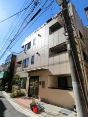 東京メトロ千代田線町屋駅まで徒歩4分