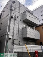 都営大江戸線中野坂上駅まで徒歩8分
