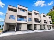 豊中市上新田1丁目テラスハウス