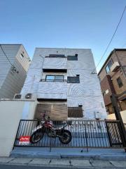 ＪＲ総武線（各駅停車）本八幡駅まで徒歩20分