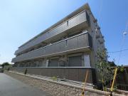 ＪＲ成田線成田駅までバス約13分 徒歩3分