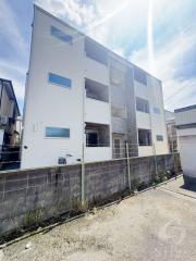 近鉄難波・奈良線瓢箪山駅まで徒歩11分