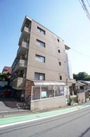 西鉄天神大牟田線西鉄平尾駅まで徒歩18分