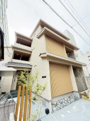 地下鉄東西線二条城前駅まで徒歩4分