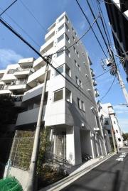 ＪＲ中央線三鷹駅まで徒歩3分
