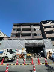 地下鉄東西線二条城前駅まで徒歩5分