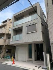 ＪＲ山手線代々木駅まで徒歩9分
